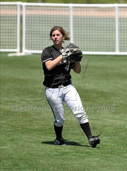 Thumbnail 2 in Palos Verdes Peninsula vs. San Clemente (Woodbridge Classic) photogallery.