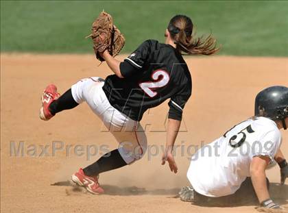 Thumbnail 3 in Palos Verdes Peninsula vs. San Clemente (Woodbridge Classic) photogallery.