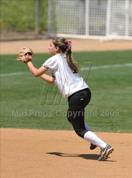 Thumbnail 1 in Palos Verdes Peninsula vs. San Clemente (Woodbridge Classic) photogallery.