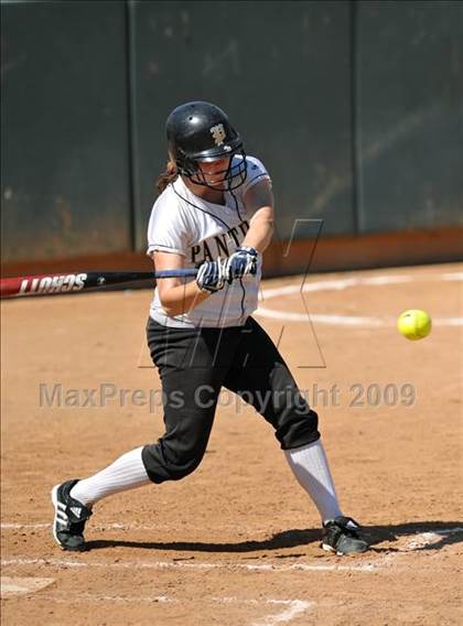 Thumbnail 1 in Palos Verdes Peninsula vs. San Clemente (Woodbridge Classic) photogallery.