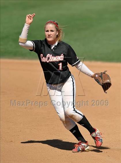 Thumbnail 1 in Palos Verdes Peninsula vs. San Clemente (Woodbridge Classic) photogallery.