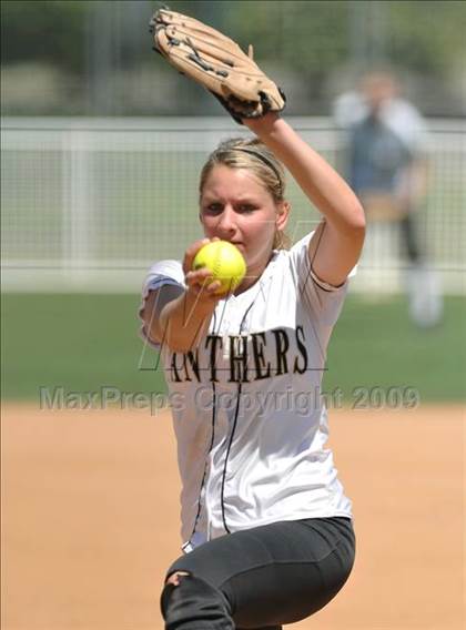 Thumbnail 3 in Palos Verdes Peninsula vs. San Clemente (Woodbridge Classic) photogallery.