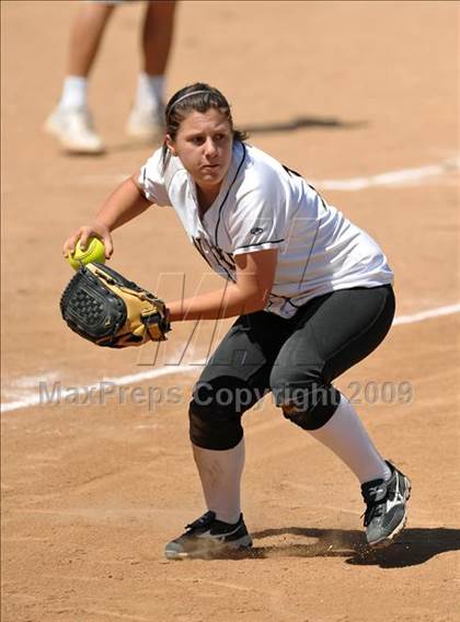 Thumbnail 2 in Palos Verdes Peninsula vs. San Clemente (Woodbridge Classic) photogallery.