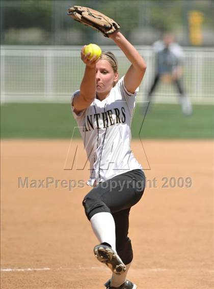Thumbnail 3 in Palos Verdes Peninsula vs. San Clemente (Woodbridge Classic) photogallery.