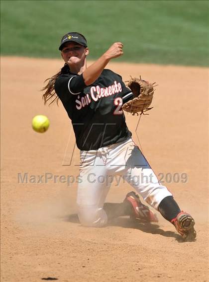 Thumbnail 1 in Palos Verdes Peninsula vs. San Clemente (Woodbridge Classic) photogallery.