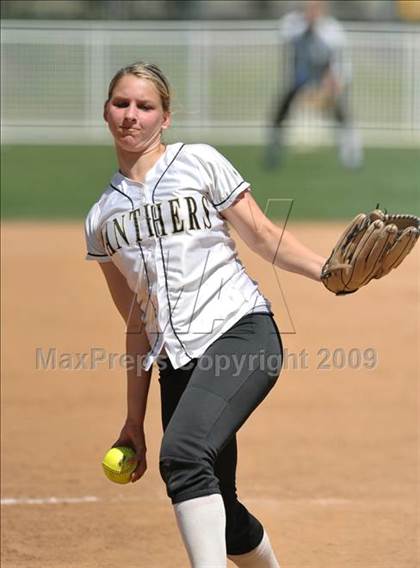 Thumbnail 1 in Palos Verdes Peninsula vs. San Clemente (Woodbridge Classic) photogallery.