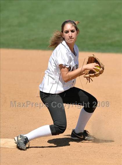 Thumbnail 3 in Palos Verdes Peninsula vs. San Clemente (Woodbridge Classic) photogallery.