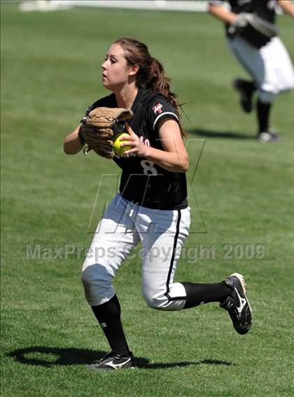 Thumbnail 3 in Palos Verdes Peninsula vs. San Clemente (Woodbridge Classic) photogallery.