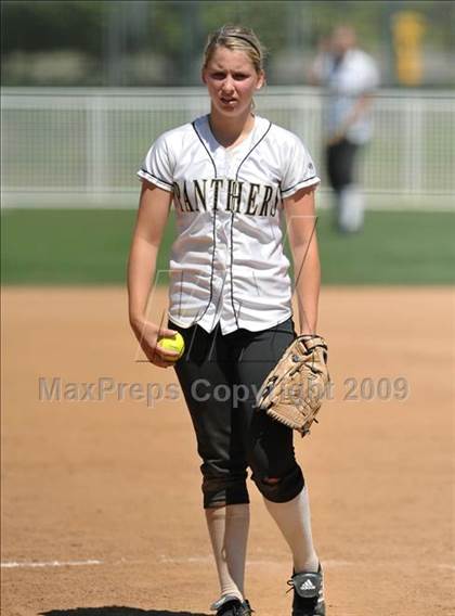 Thumbnail 3 in Palos Verdes Peninsula vs. San Clemente (Woodbridge Classic) photogallery.