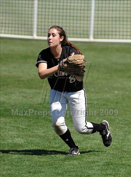 Thumbnail 3 in Palos Verdes Peninsula vs. San Clemente (Woodbridge Classic) photogallery.