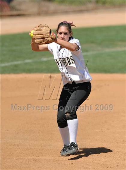Thumbnail 1 in Palos Verdes Peninsula vs. San Clemente (Woodbridge Classic) photogallery.