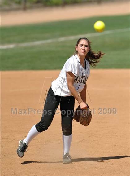 Thumbnail 3 in Palos Verdes Peninsula vs. San Clemente (Woodbridge Classic) photogallery.