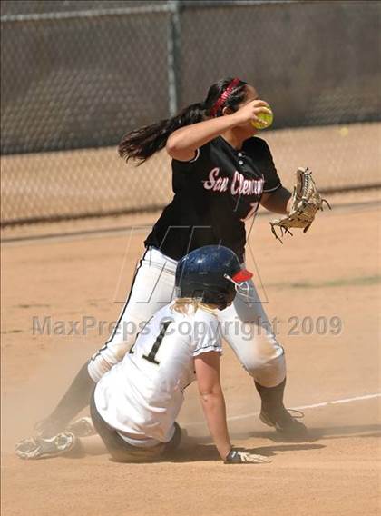 Thumbnail 3 in Palos Verdes Peninsula vs. San Clemente (Woodbridge Classic) photogallery.