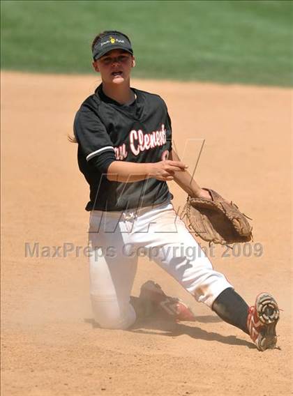 Thumbnail 1 in Palos Verdes Peninsula vs. San Clemente (Woodbridge Classic) photogallery.
