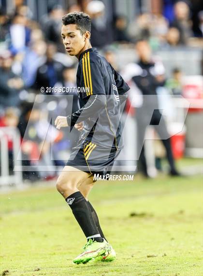 Thumbnail 3 in St. Francis vs Cristo Rey (Avaya High School Series) photogallery.