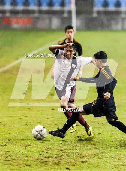 Thumbnail 1 in St. Francis vs Cristo Rey (Avaya High School Series) photogallery.