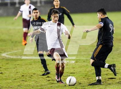 Thumbnail 1 in St. Francis vs Cristo Rey (Avaya High School Series) photogallery.