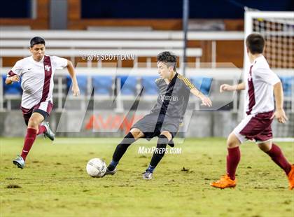 Thumbnail 3 in St. Francis vs Cristo Rey (Avaya High School Series) photogallery.