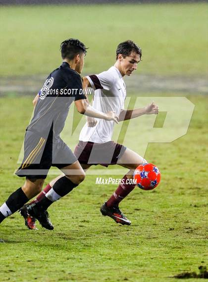 Thumbnail 3 in St. Francis vs Cristo Rey (Avaya High School Series) photogallery.