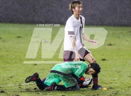 Thumbnail 1 in St. Francis vs Cristo Rey (Avaya High School Series) photogallery.