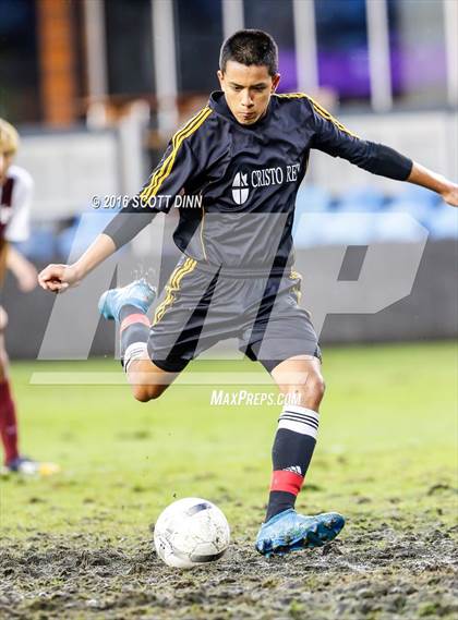 Thumbnail 3 in St. Francis vs Cristo Rey (Avaya High School Series) photogallery.