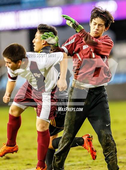 Thumbnail 2 in St. Francis vs Cristo Rey (Avaya High School Series) photogallery.
