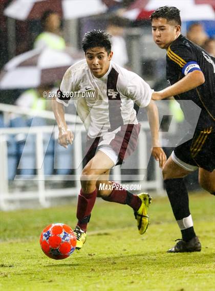 Thumbnail 1 in St. Francis vs Cristo Rey (Avaya High School Series) photogallery.