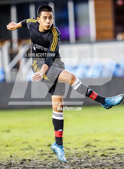 Thumbnail 1 in St. Francis vs Cristo Rey (Avaya High School Series) photogallery.