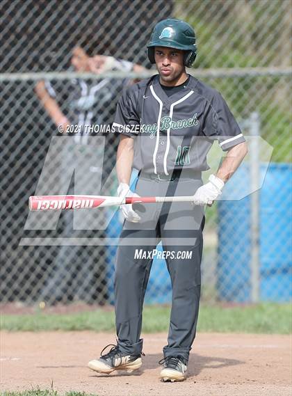 Thumbnail 3 in Long Branch vs Middletown North photogallery.