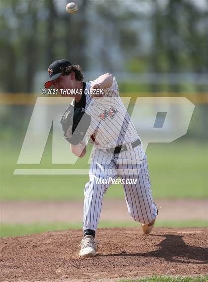 Thumbnail 2 in Long Branch vs Middletown North photogallery.