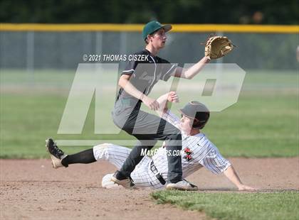 Thumbnail 1 in Long Branch vs Middletown North photogallery.