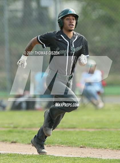 Thumbnail 2 in Long Branch vs Middletown North photogallery.