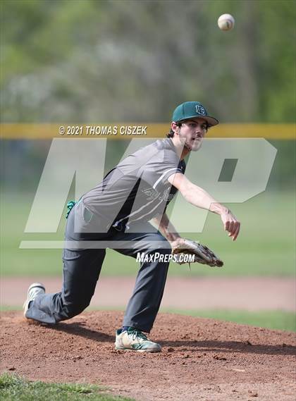 Thumbnail 2 in Long Branch vs Middletown North photogallery.