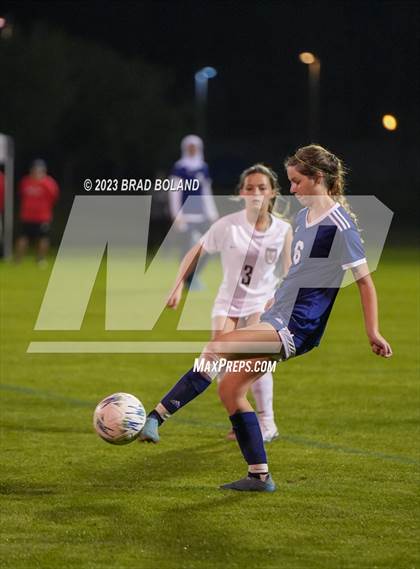 Thumbnail 1 in Hilldale @ Baker photogallery.