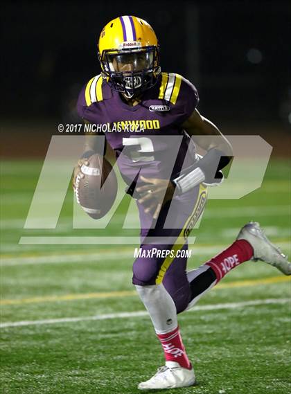 Thumbnail 1 in Lynwood vs. Gahr photogallery.