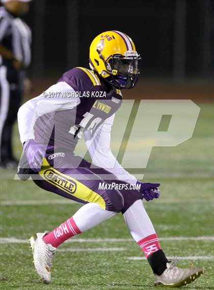 Thumbnail 3 in Lynwood vs. Gahr photogallery.