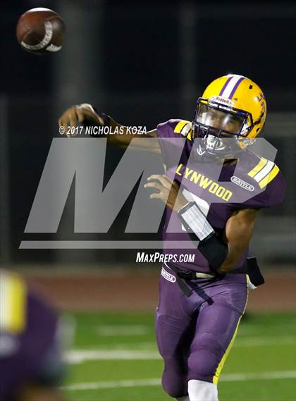 Thumbnail 2 in Lynwood vs. Gahr photogallery.