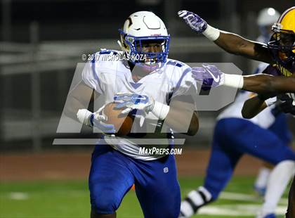 Thumbnail 2 in Lynwood vs. Gahr photogallery.