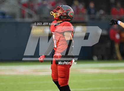 Thumbnail 2 in Bishop Watterson vs. Central Catholic (OHSAA D3 Final) photogallery.