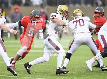 Thumbnail 2 in Bishop Watterson vs. Central Catholic (OHSAA D3 Final) photogallery.