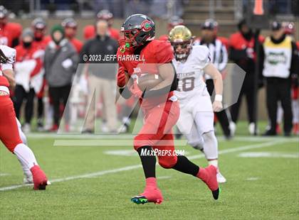 Thumbnail 1 in Bishop Watterson vs. Central Catholic (OHSAA D3 Final) photogallery.