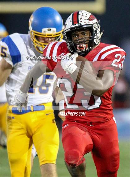Thumbnail 3 in Greenfield-Central @ New Palestine photogallery.