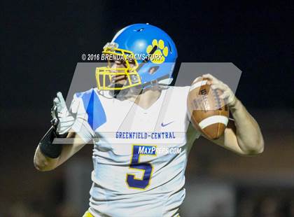 Thumbnail 1 in Greenfield-Central @ New Palestine photogallery.