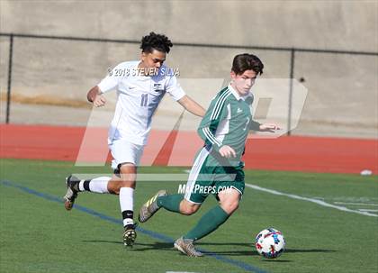 Thumbnail 2 in Hilltop vs. Ramona (Grossmont Holiday Tournament) photogallery.