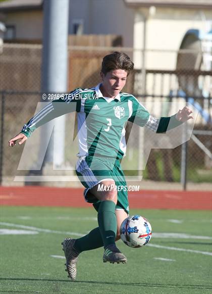 Thumbnail 1 in Hilltop vs. Ramona (Grossmont Holiday Tournament) photogallery.