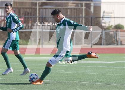 Thumbnail 1 in Hilltop vs. Ramona (Grossmont Holiday Tournament) photogallery.