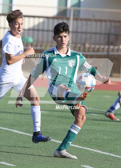 Thumbnail 2 in Hilltop vs. Ramona (Grossmont Holiday Tournament) photogallery.