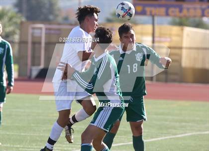 Thumbnail 3 in Hilltop vs. Ramona (Grossmont Holiday Tournament) photogallery.