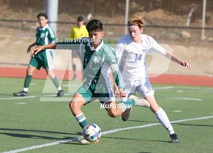Thumbnail 1 in Hilltop vs. Ramona (Grossmont Holiday Tournament) photogallery.