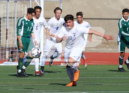 Thumbnail 2 in Hilltop vs. Ramona (Grossmont Holiday Tournament) photogallery.